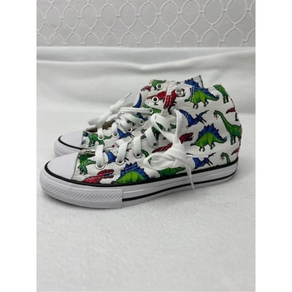 Converse Chuck Taylor All Star Dinosaur High Top Canvas Shoes Size 2 Kids